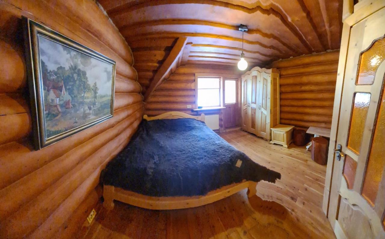 Дерев'Яний Котедж "Казка" Yaremche Exterior foto